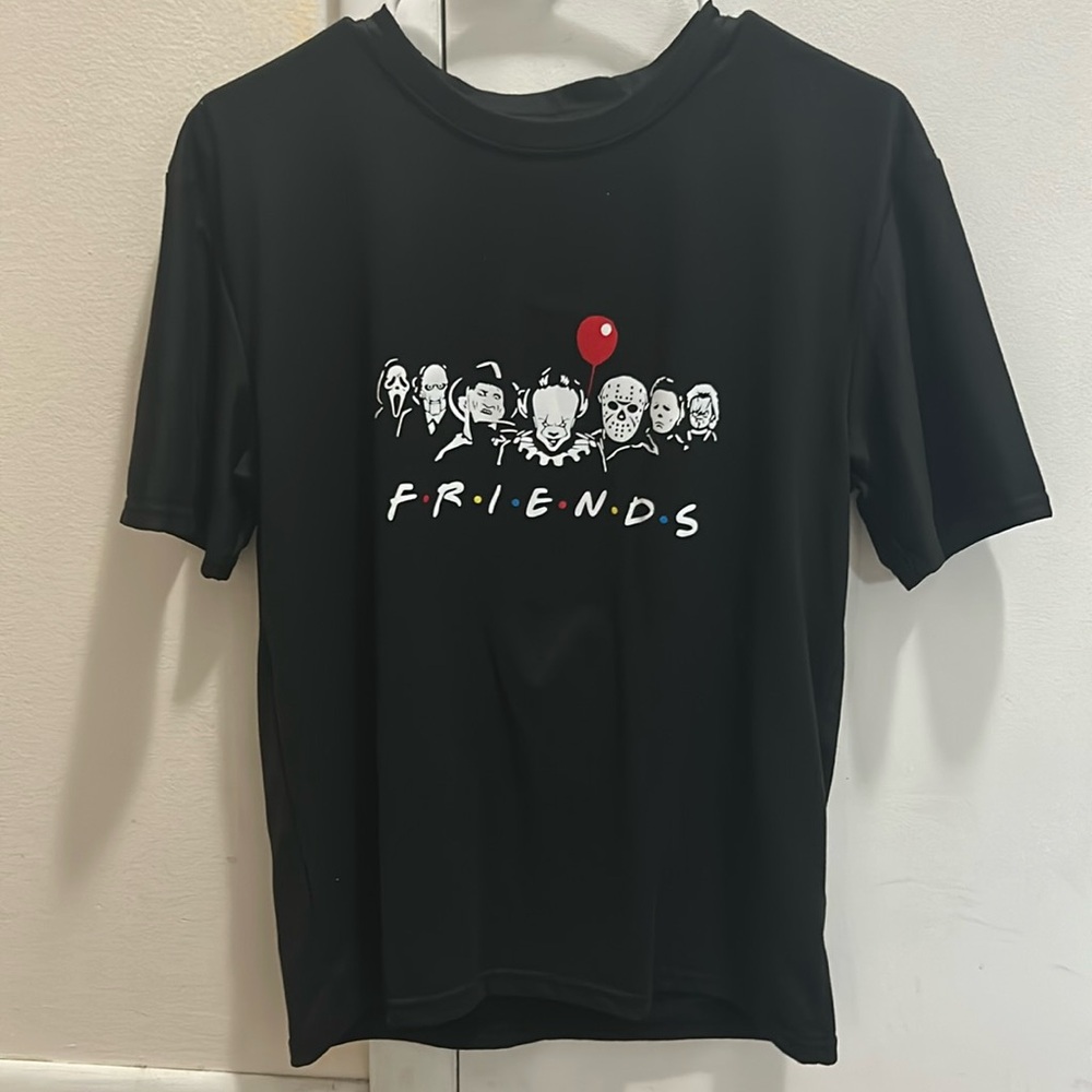 Women’s medium Halloween killers shirt
